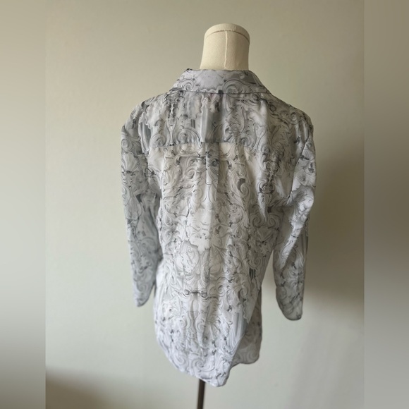 Ted Baker London Sew in Love grey and white sheer button up - Picture 9 of 10